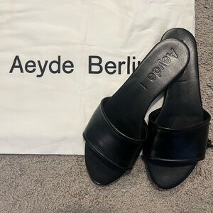 Aeyde Sumi Slide Sandals Black 39.5 9.5
